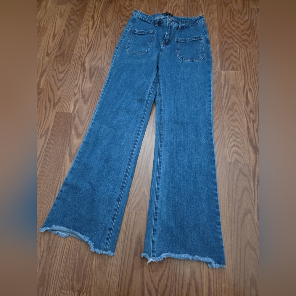 Classic Flare Blue Jeans for‎ Women